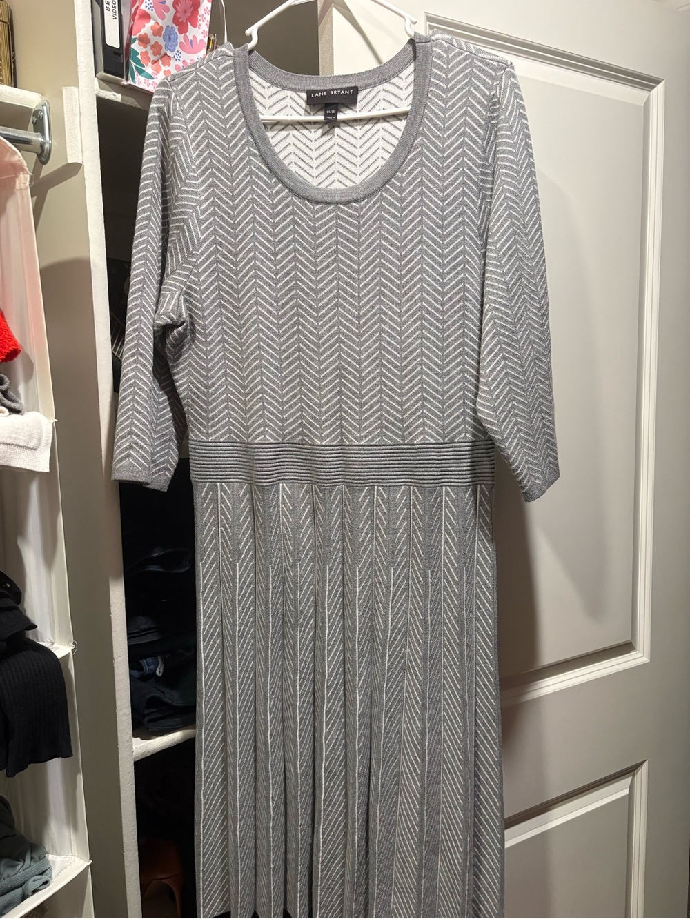 Lane Bryant Light Gray Chevron Knit Midi Dress
